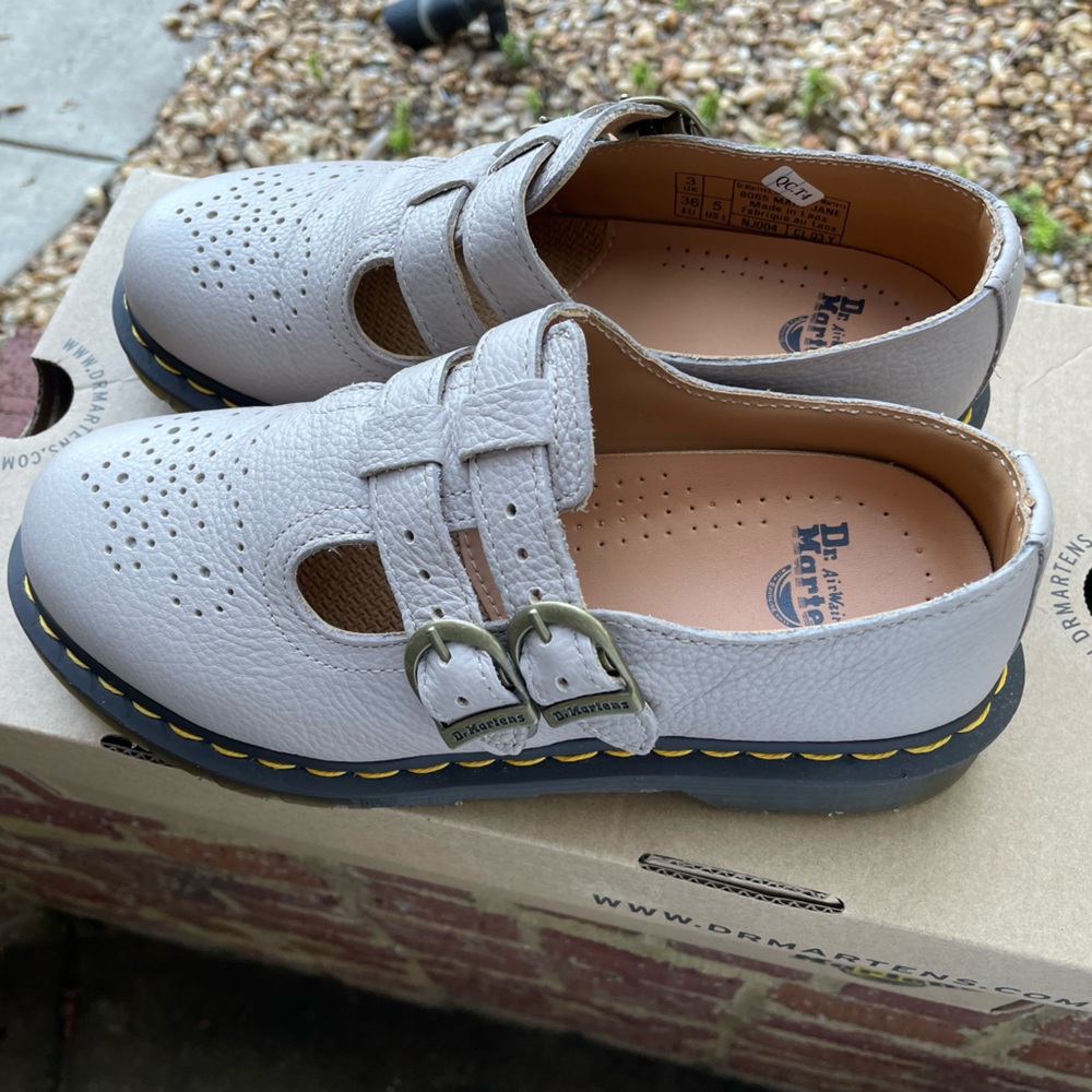 Dr. Martens 8065 VIRGINIA LEATHER MARY JANE SHOES